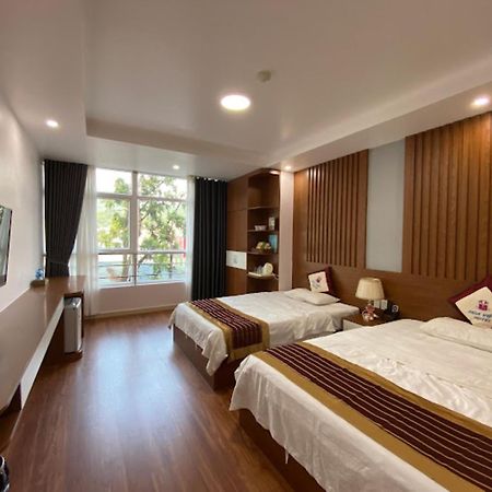 Hoa Viet Hotel カオバン エクステリア 写真