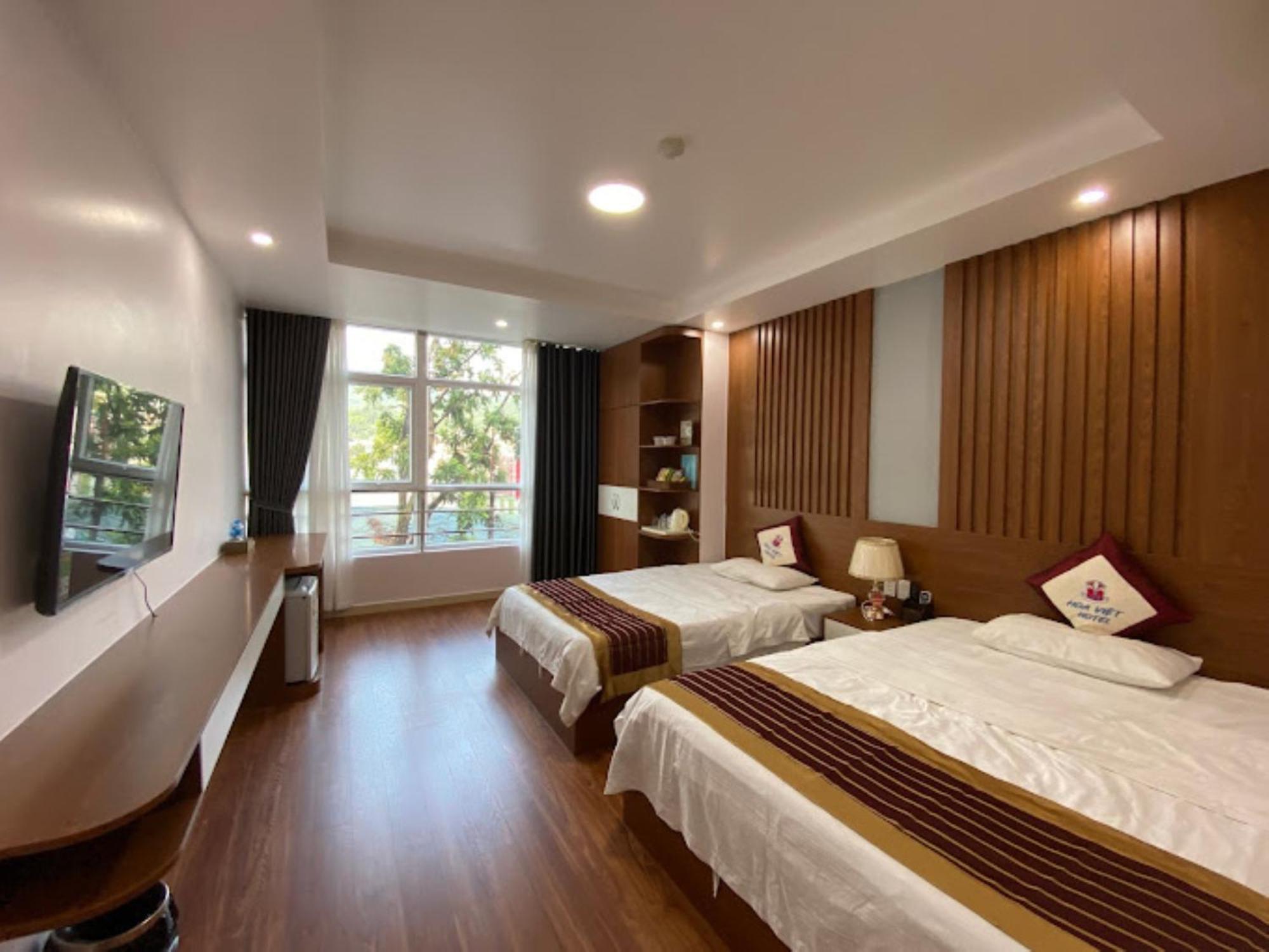 Hoa Viet Hotel カオバン エクステリア 写真