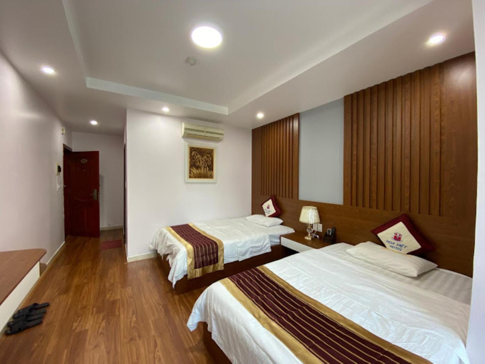 Hoa Viet Hotel カオバン エクステリア 写真